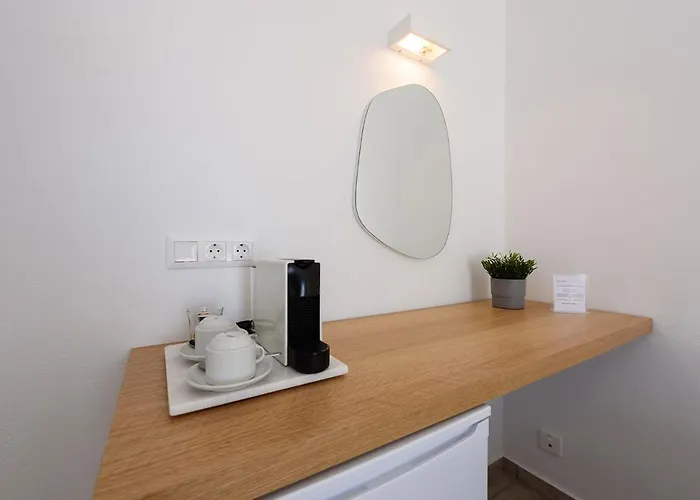 Bilia Hotel Naousa (Paros)