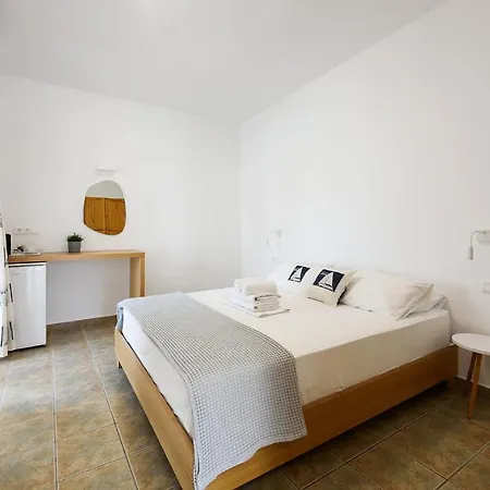 Hotel Bilia Naousa (Paros)